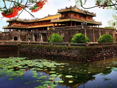 Hue City Tour - Small Group Tour (12 Pax)