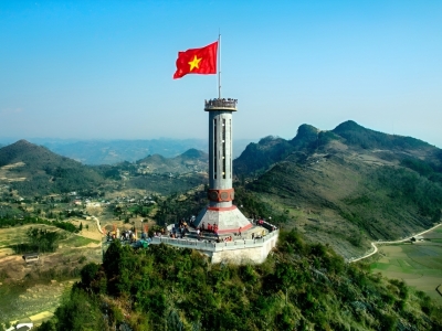 IMMERSE YOURSELF IN THE BEAUTY OF MA PI LENG PLATEAU IN HA GIANG - HA GIANG PACKAGE TOUR (3 DAYS)