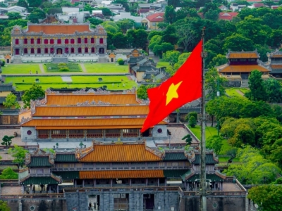 21-Day Vietnam Discovery: From Mountains to Bay, Caves, Ancient Capitals & Island Paradise