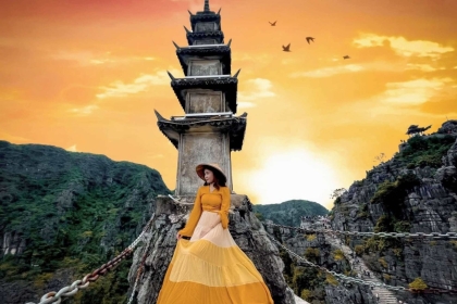 Ha Noi - Ha Long bay - Ninh Binh 5-days 4-nights Ha Noi - Ha Long bay - Ninh Binh 5-days 4-nights