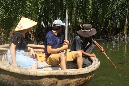 RỪNG DỪA BẢY MẪU “MIỀN TÂY CỦA HỘI AN” RỪNG DỪA BẢY MẪU “MIỀN TÂY CỦA HỘI AN”