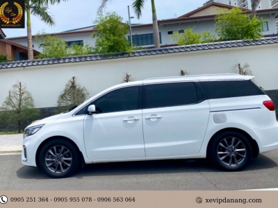 在岘港,顺化,会安租赁有司机的起亚嘉华 7 座豪车的价格表 在岘港,顺化,会安租赁有司机的起亚嘉华 7 座豪车的价格表