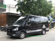 租豪华车送/接顺化富白机场便宜价