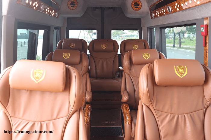 Solati-limousine-10-cho-cho-thue-tai-da-nang%20(1)