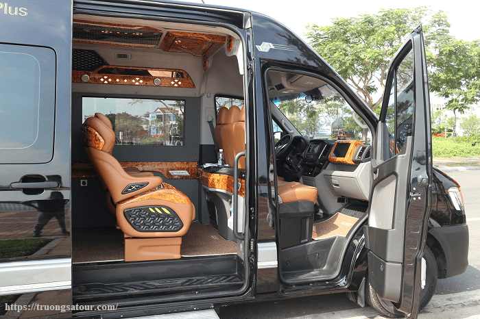 Solati-limousine-10-cho-cho-thue-tai-da-nang%20(2)