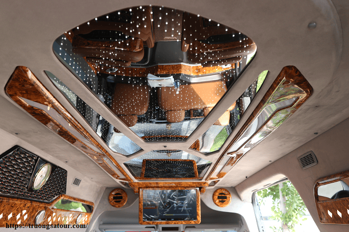 Solati-limousine-10-cho-cho-thue-tai-da-nang%20(5)
