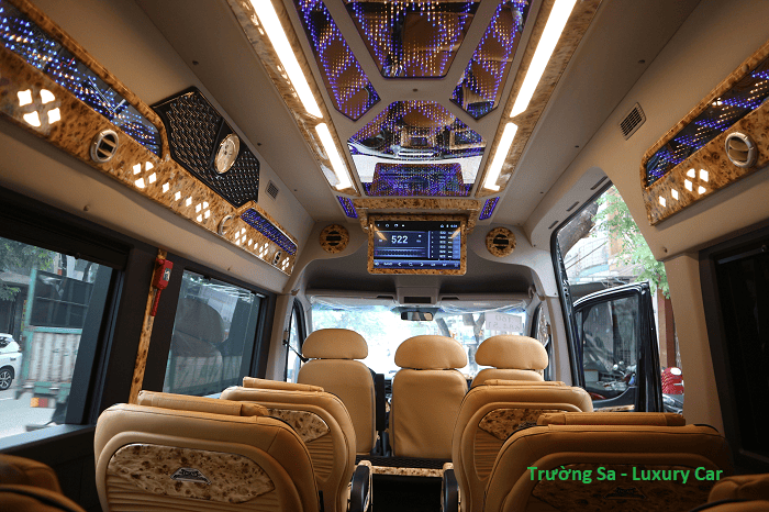 cho-thue-xe-12cho-gia-re-tai-da-nang%20(2)