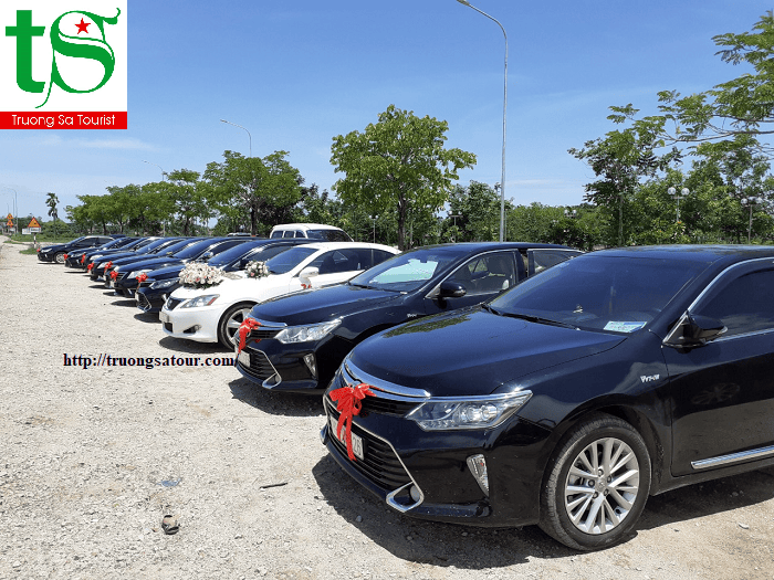cho-thue-xe-VIP-cao-cap-gia-re-da-nang%20(2)