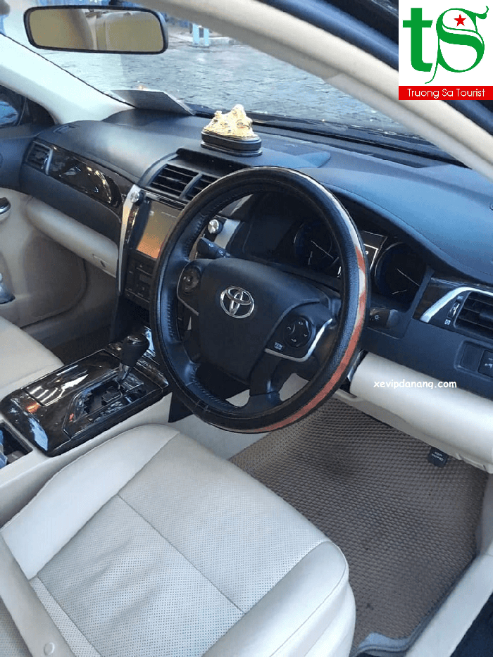 cho-thue-xe-camry-2_5Q-da%20nang%20(3)