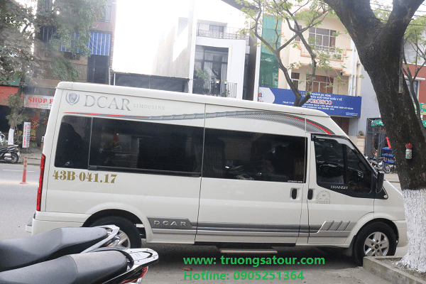 cho-thue-xe-hang-sang-dcar-limousine-9-cho-tai-da-nang-(1)
