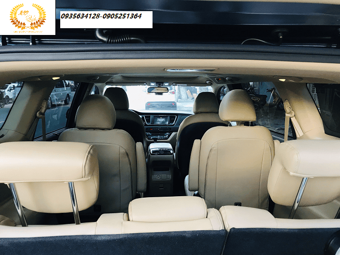 cho-thue-xe-kia-sedona-danh-golf-tai-da-nang (1)