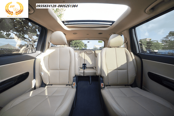 cho-thue-xe-kia-sedona-danh-golf-tai-da-nang (1)