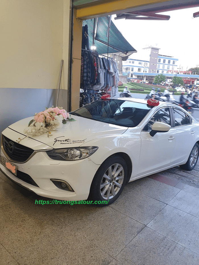 cho-thue-xe-mazda6-dam-cuoi-da-nang%20(4)