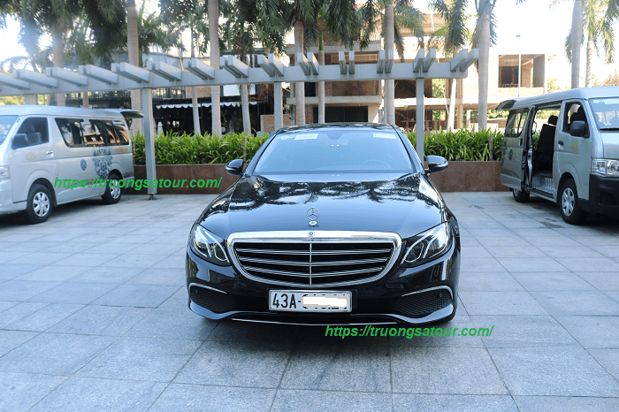 cho-thue-xe-mercedes-4cho-da-nang-di-hoi-an%20(3)