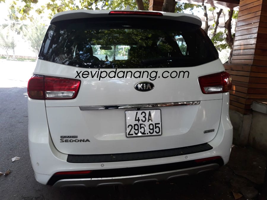 thue-xe-sedona-da-nang