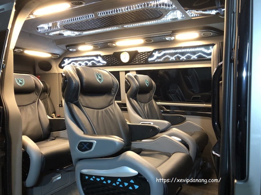 cho-thue-xe-dcar-limousine-9-ghe-tai-da-nang