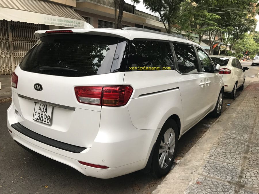 cho-thue-xe-kia-sedona-da-nang
