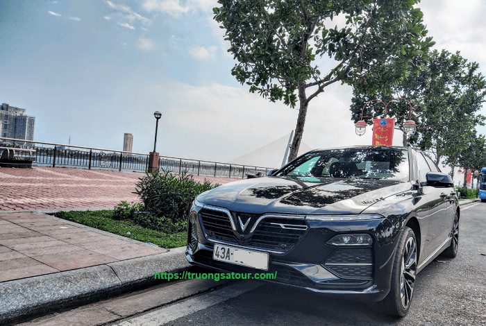 thue-xe-4cho-VIP-di-hoiana-Hoi-an-tai-da-nang%20(5)