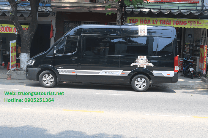 thue-xe-dcar-limousine-12-cho-da-nang-(1)