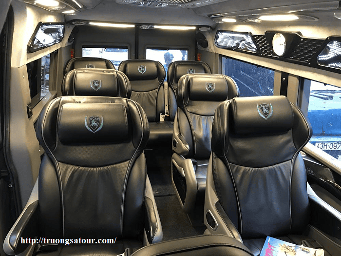 thue-xe-dcar-limousine-9-cho-da-nang%20(2)