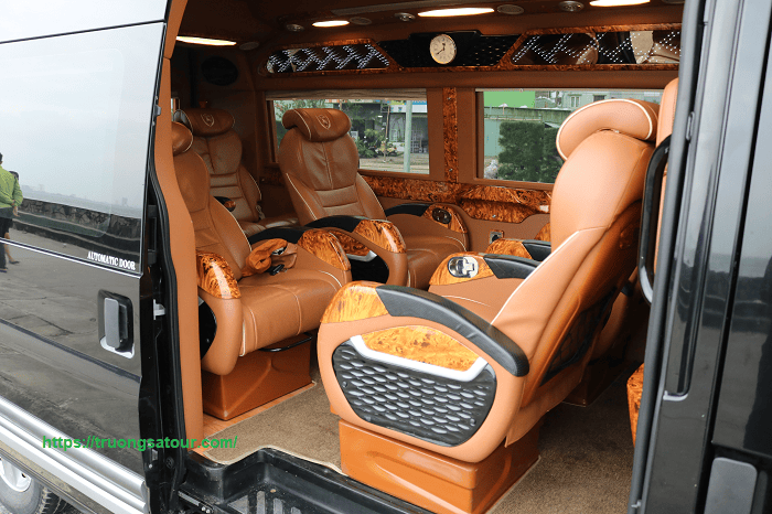 thue-xe-dcar-limousine-VIP-nhat-da-nang-hoi-an-hue%20(2)