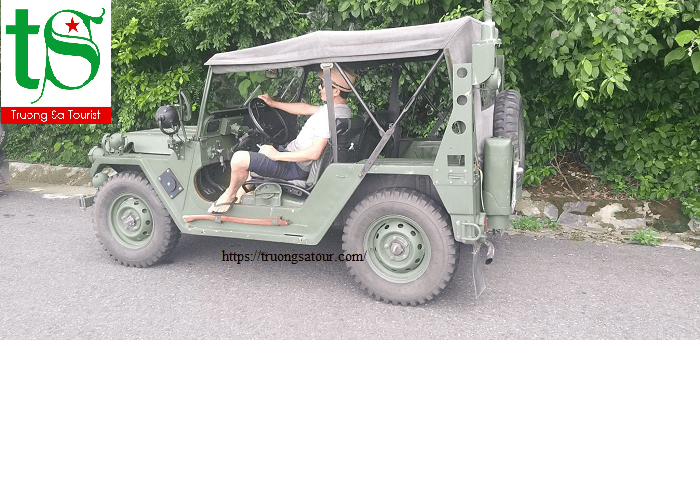 thue-xe-jeep-du-lich-da-nang%20(3)