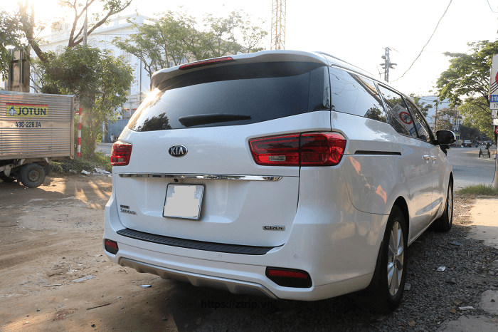 thue-xe-kia-sedona-tai-quang-ngai%20(6)