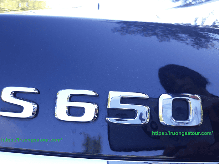 thue-xe-mercedes-benz-S650-maybach-hoi-nghi-tai-da-nang%20(1)