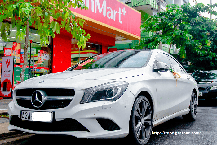 thue-xe-mercedes-dam-cuoi-da-nang%20(5)