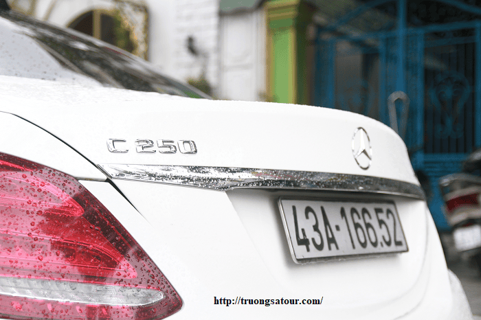 thue-xe-mercedes-dam-cuoi-da-nang%20(6)