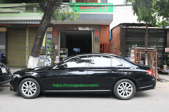 thue-xe-mercedes-di-hue-tu-da-nang%20(1)