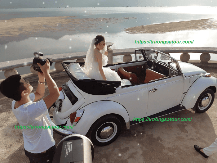 thue-xe-mui-tran-chup-hinh-cuoi-da-nang-gia-re%20(2)(1)