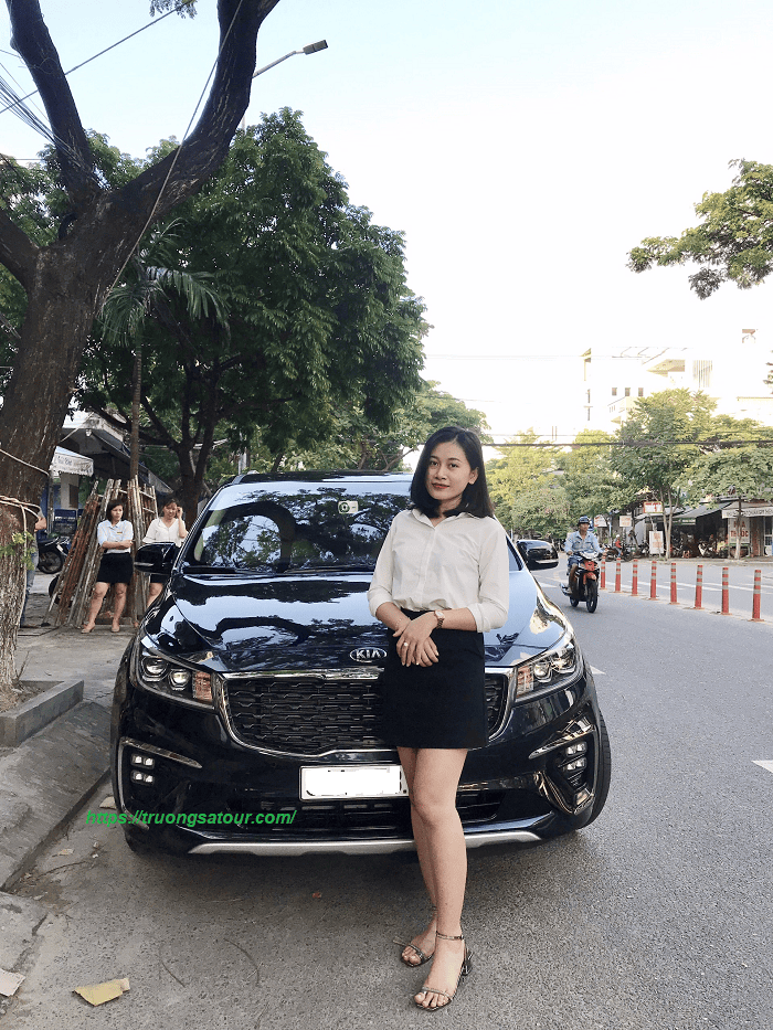 thue-xe-sedona-da-nang-di-chu-lai%20(2)