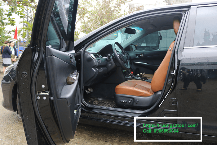 thue-xe-vip-4cho-tai-hue%20(3)