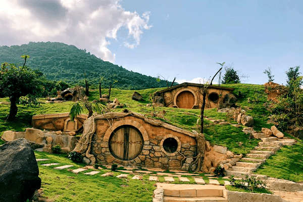 bach-ma-village