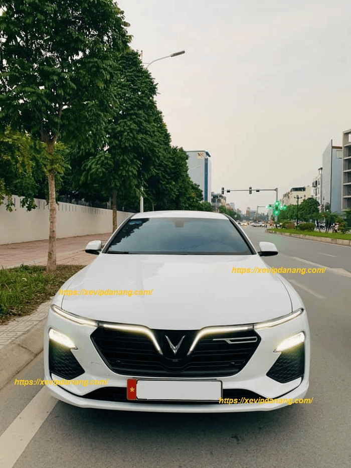xe-cuoi-vinfast-luxA2%20(3)
