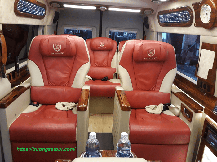 xe-limousine-chay-hoi-nghi-da-nang%20(2)
