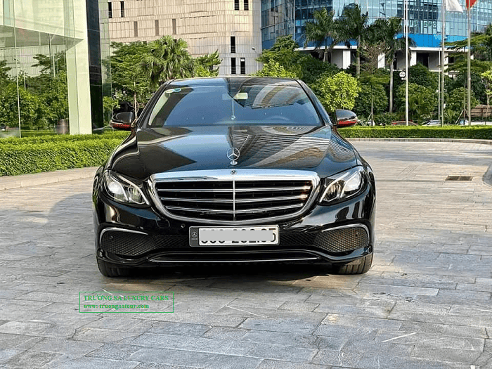 xe-mercedes-benz-e200-cho-thue-tai-da-nang-chu-lai-(1)