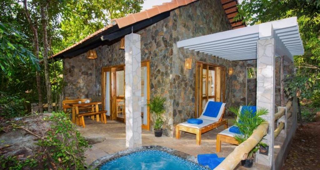 kinh-nghiem-du-lich-phu-quoc-resort-phu-quoc