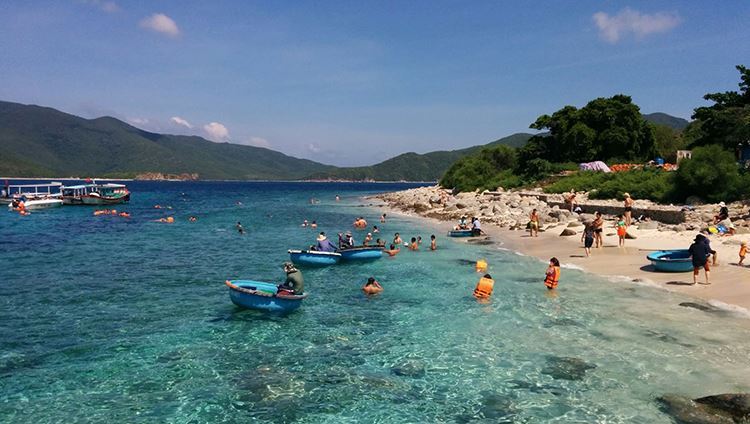 kinh-nghiem-du-lich-nha-trang-du-lich-truong-sa