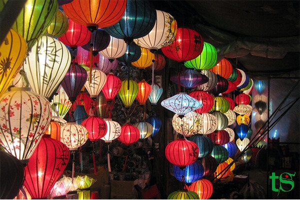 kinh-nghiem-du-lich-da-nang-hoi-an-tu-tuc