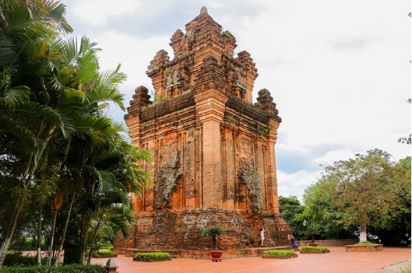 thap-nhan