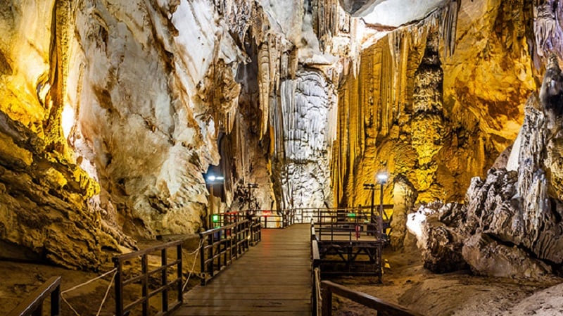Phong Nha cave