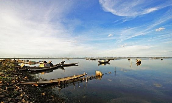 SUNSET ON TAM GIANG LAGOON