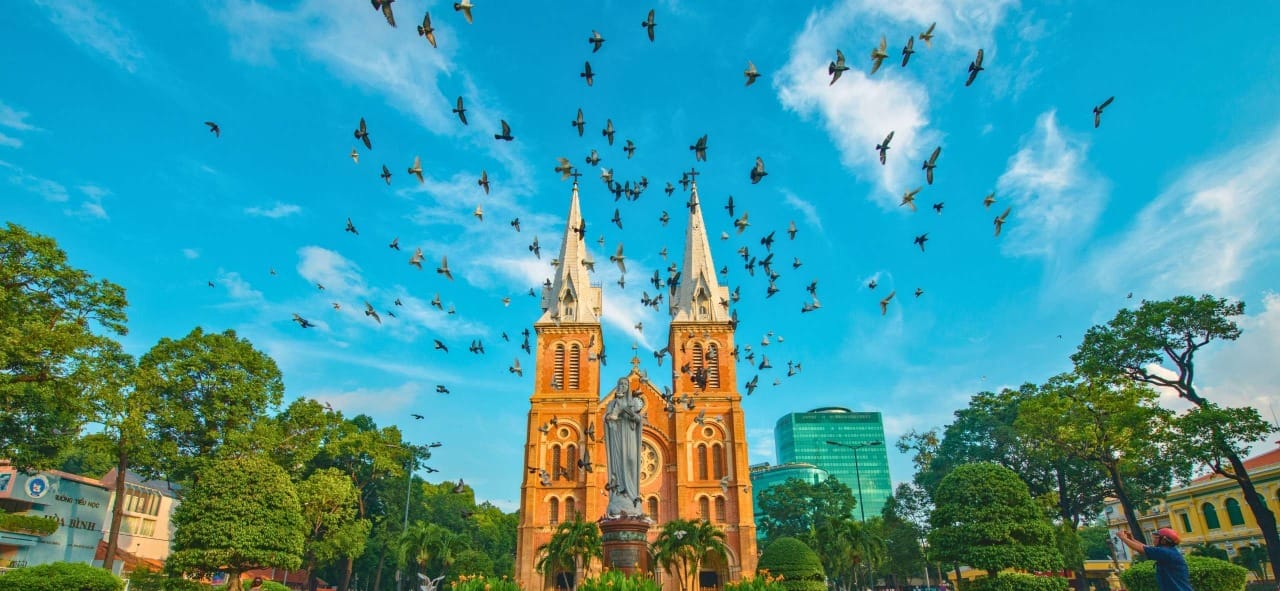 Epic Vietnam Discovery: 26 Days Across the Nation