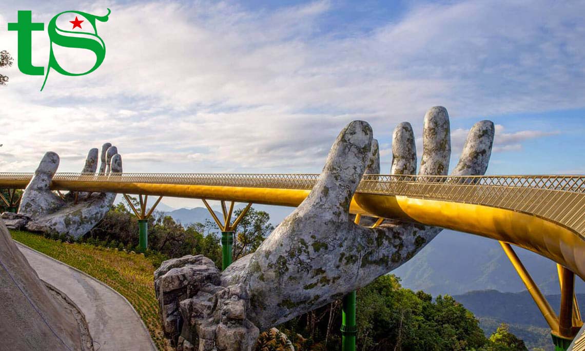 Ba Na Hills Golden Bridge Full-Day Tour from Da Nang or Hoi An