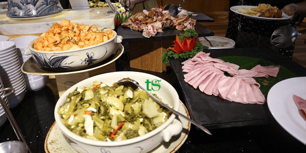 BÀ NÀ HILL TRỌN GÓI 650K