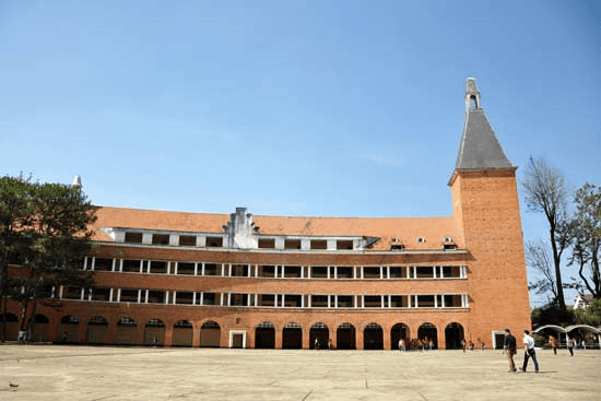 CHƯƠNG TRÌNH TOUR NHÀ VƯỜN 2
