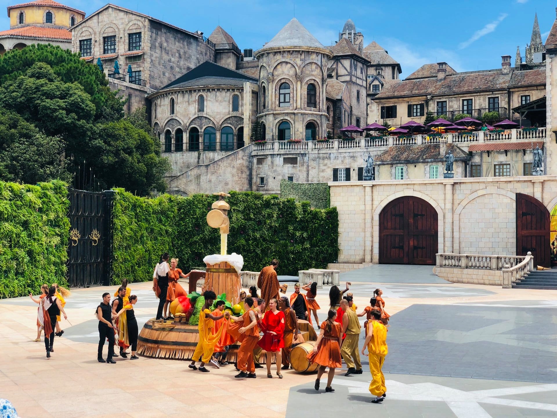 TOUR DU LỊCH BÀ NÀ HILL ĐÓN TẠI HUẾ