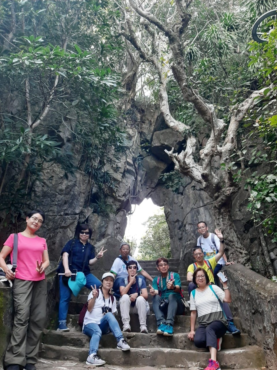 岘港旅游 (四天三夜)| 岘港旅游团 | 越南